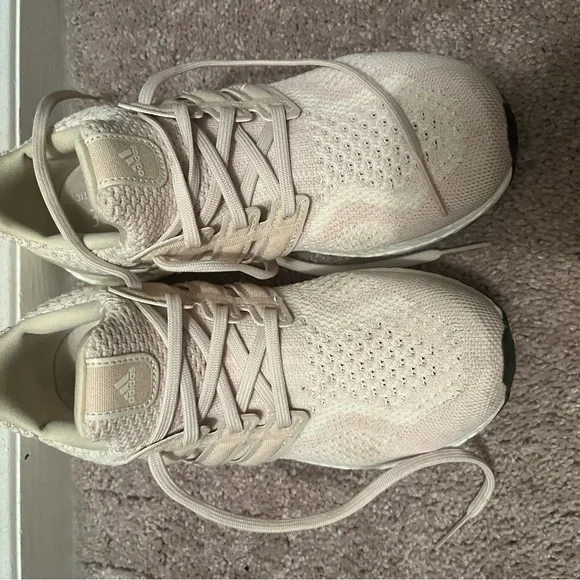 Women’s Ultra Boost 5.0 Halo Ivory size 7 - Picture 9 of 12